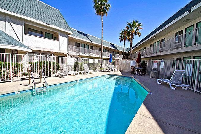 Hotel 6-yuma, Az - East
