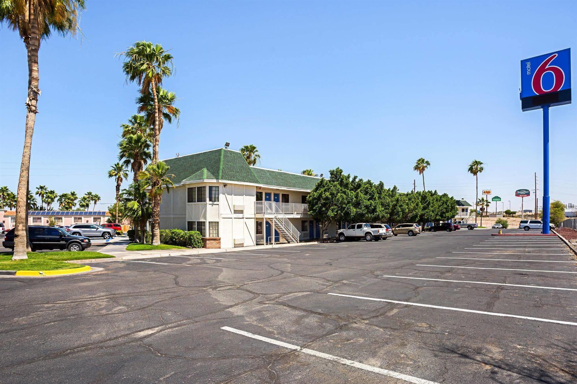 Hotel 6-yuma, Az - East 2*
